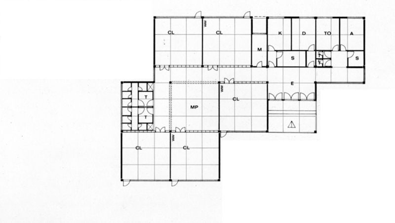 Primary school. Modello a nuclei. 5 aule. Pianta